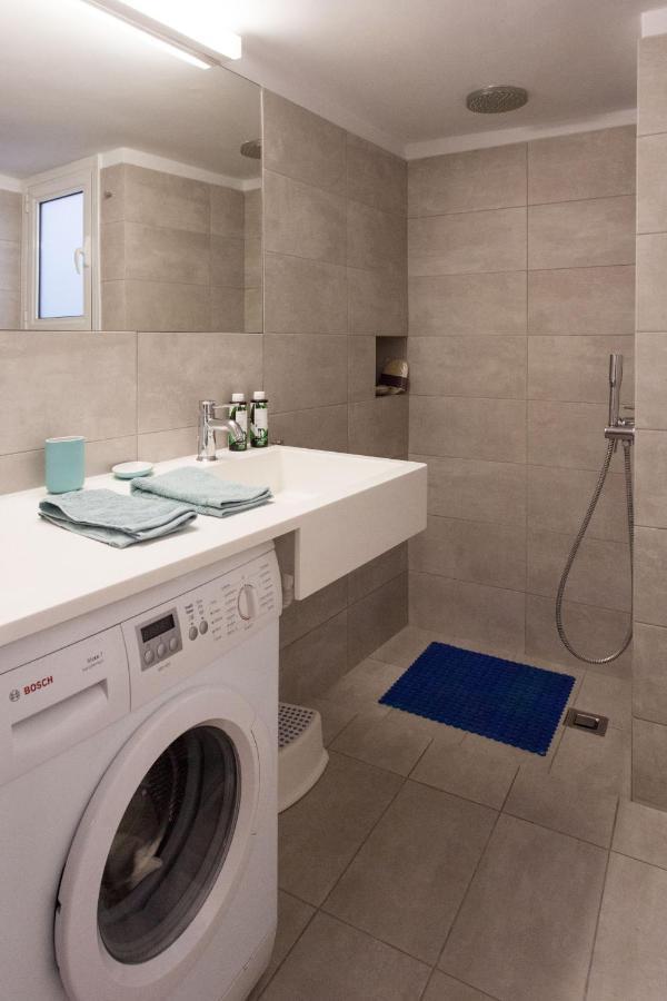 2 Bdrm Apt For Up To 6 Guests Next To Acropolis Museum Ateny Zewnętrze zdjęcie